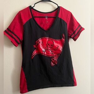 Women’s Bucs Tee